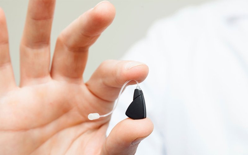 HOW DO HEARING AIDS HELP WITH TINNITUS?